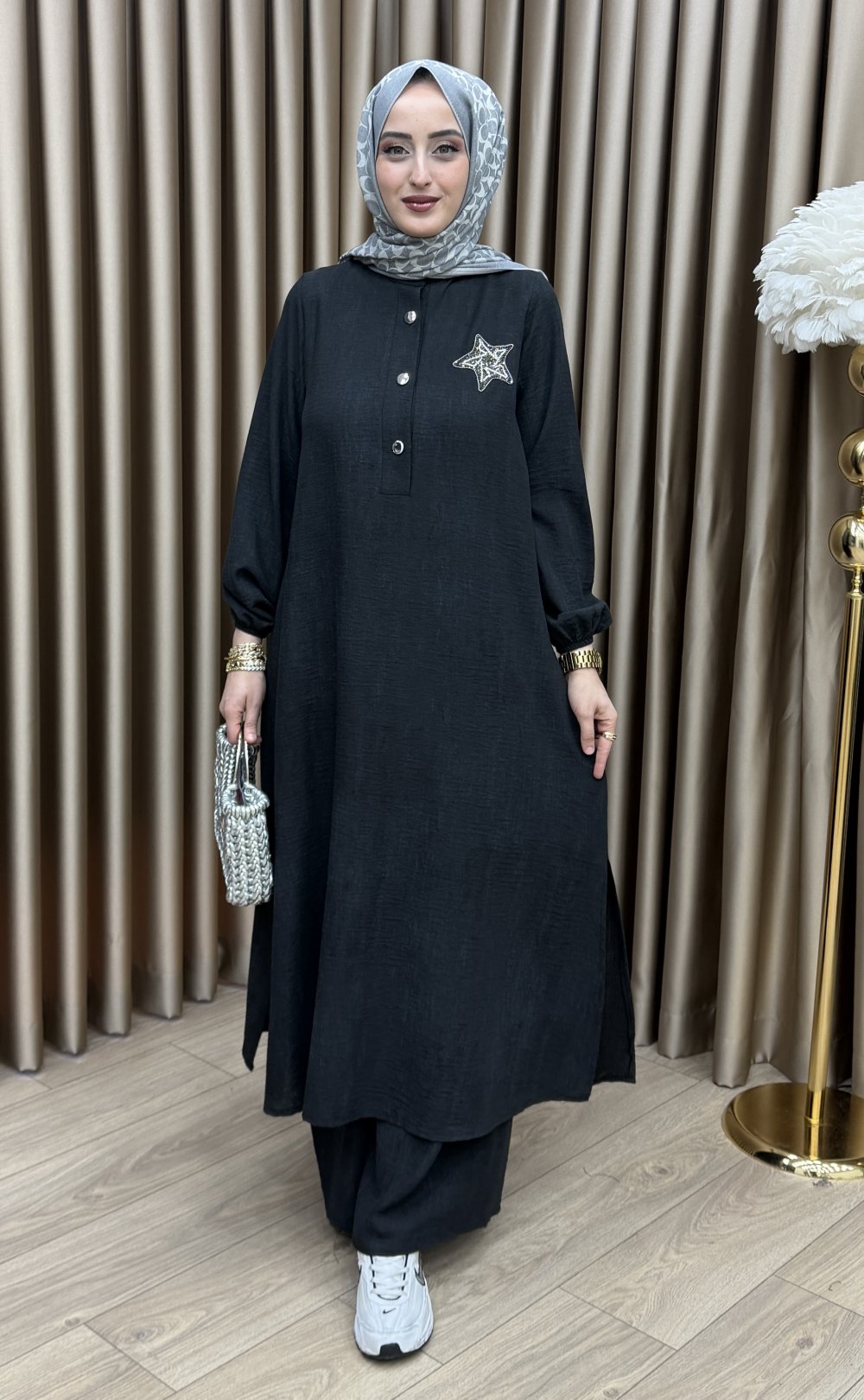 Birce Takım — Siyah